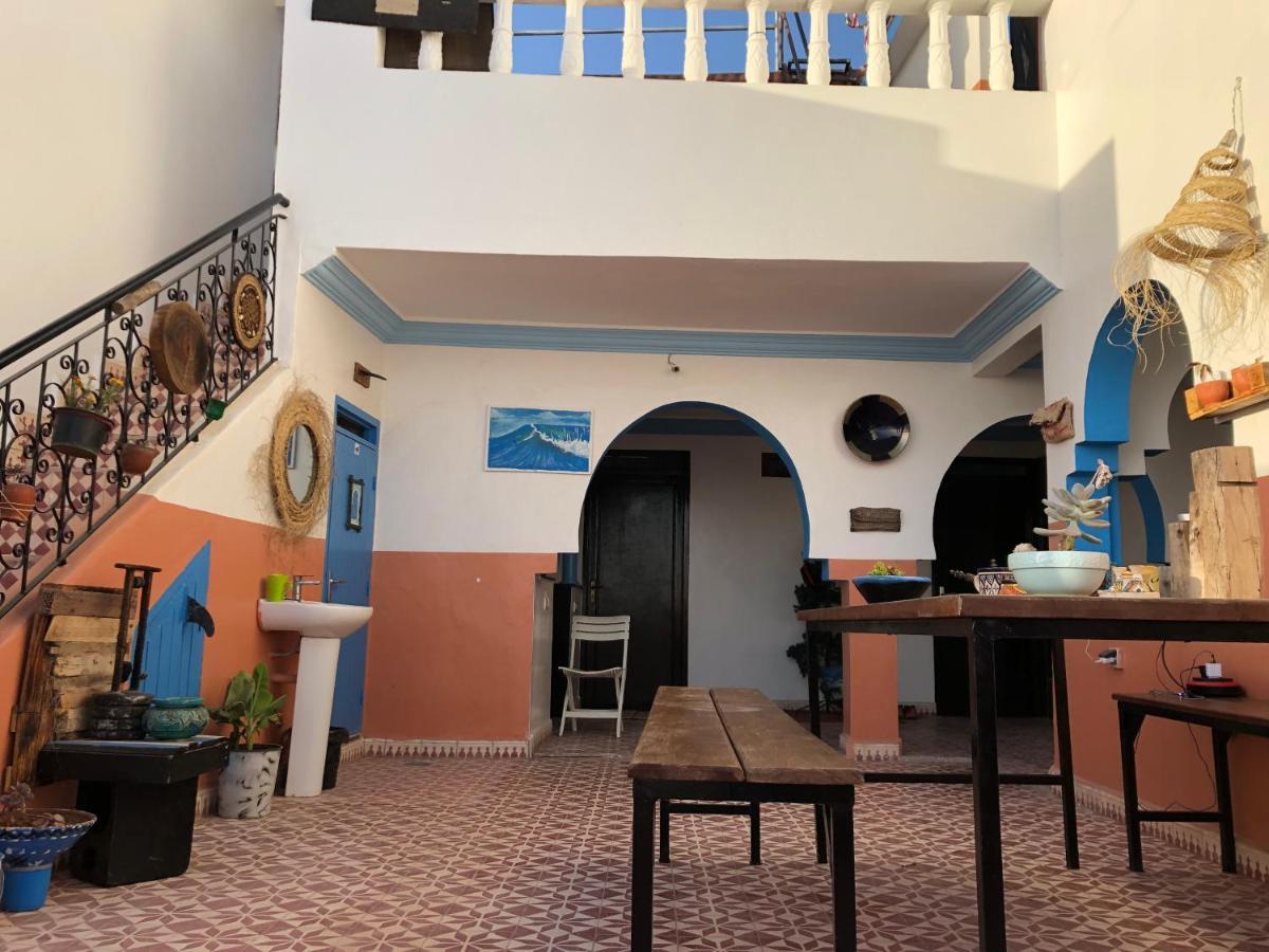 Binic Surf House Bed and Breakfast Taghazout Exterior foto