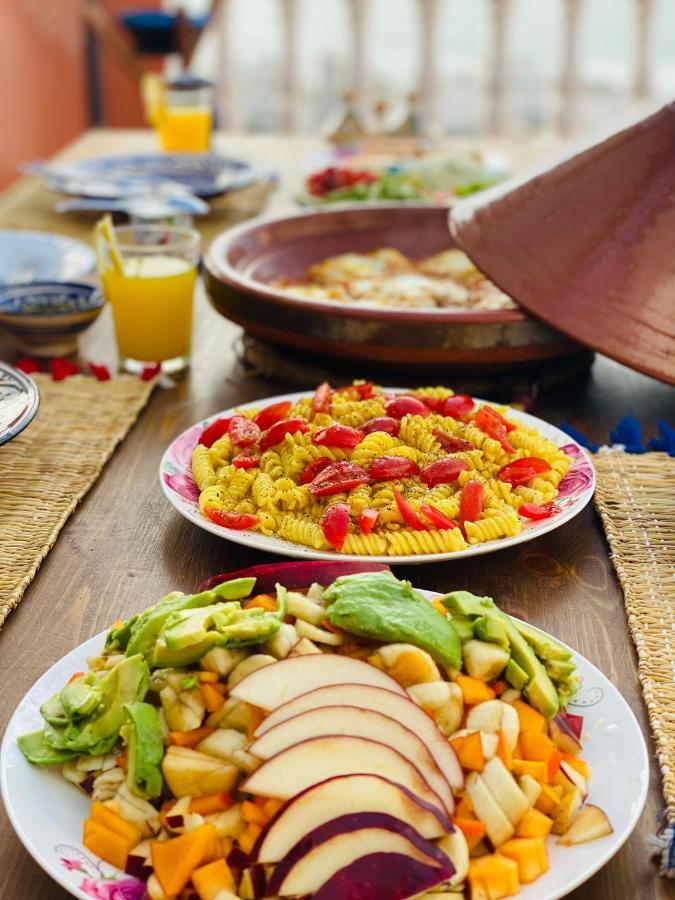 Binic Surf House Bed and Breakfast Taghazout Exterior foto